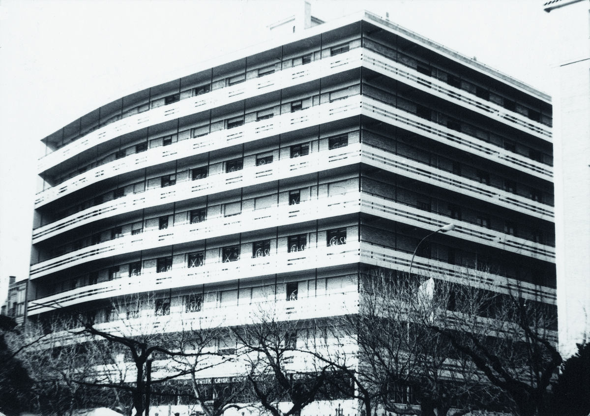  Edificio de viviendas en la calle Muro