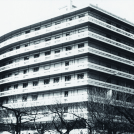 Edificio de viviendas en la calle Muro