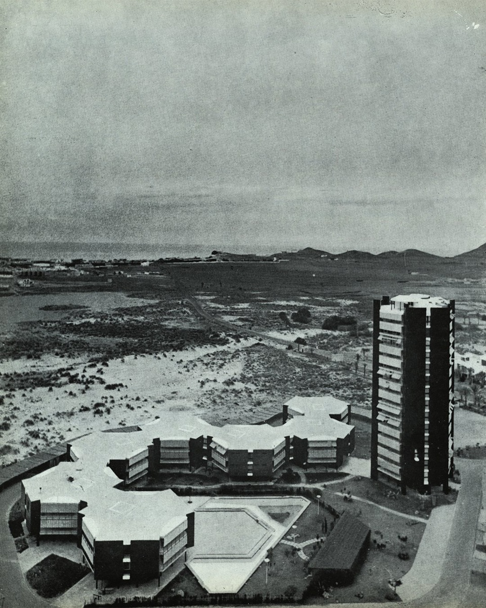 La Manga del Mar Menor, with Antoni Bonet's Hexagonal Ensemble in the foreground