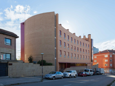 Residencia Margarita Naseau en Burgos, obra de Arantza Arrieta Goitia