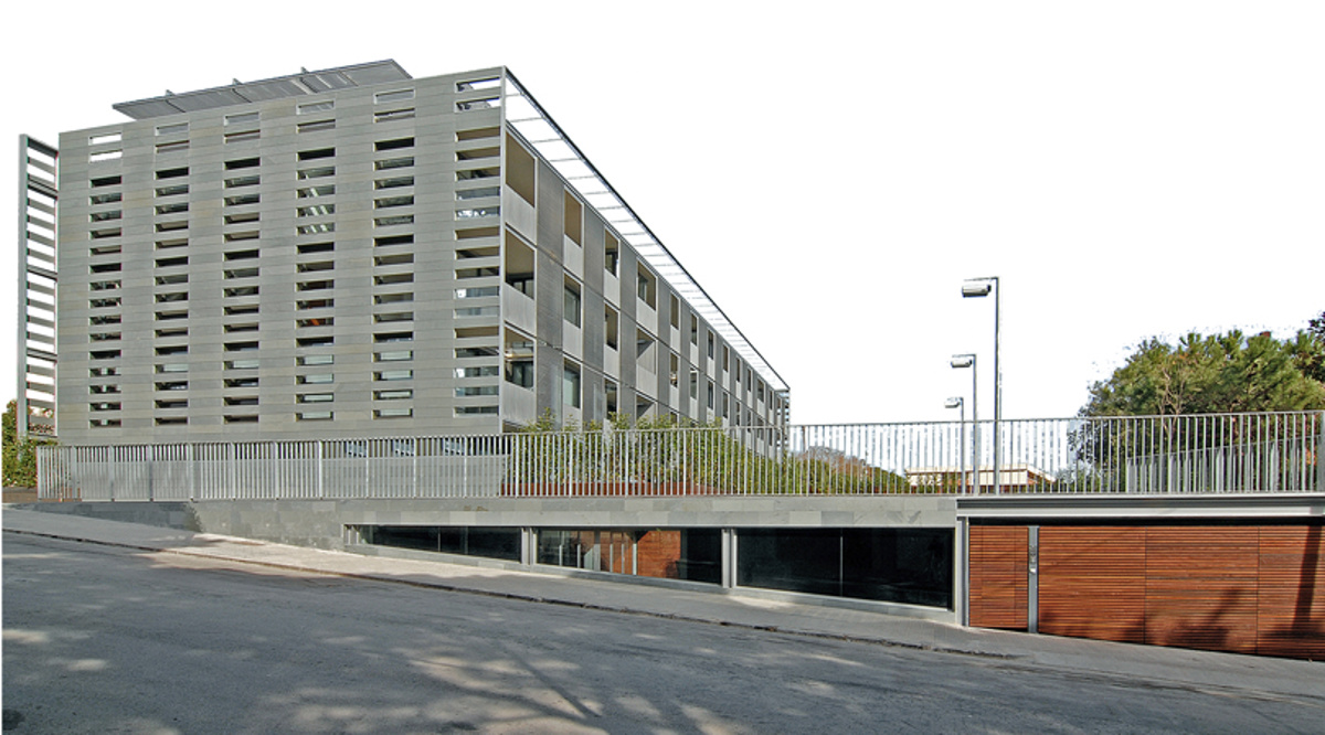  Edificio plurifamiliar para 30 viviendas en la Ronda de Dalt de Barcelona