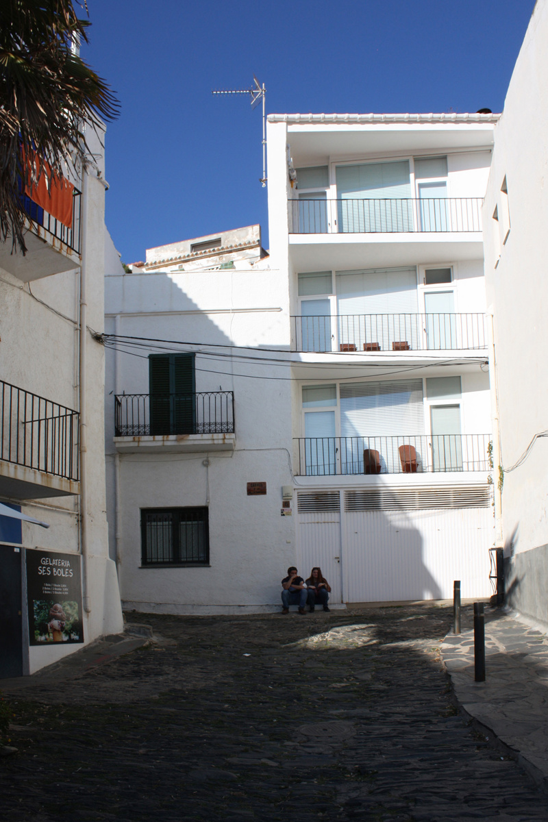  Casa Senillosa - Viviendas modernas en el casco antiguo de Cadaqués