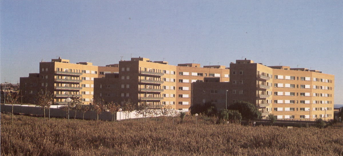  Housing in Montigalà