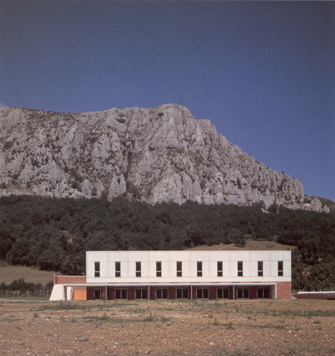  Residence for nuns and youth hostel