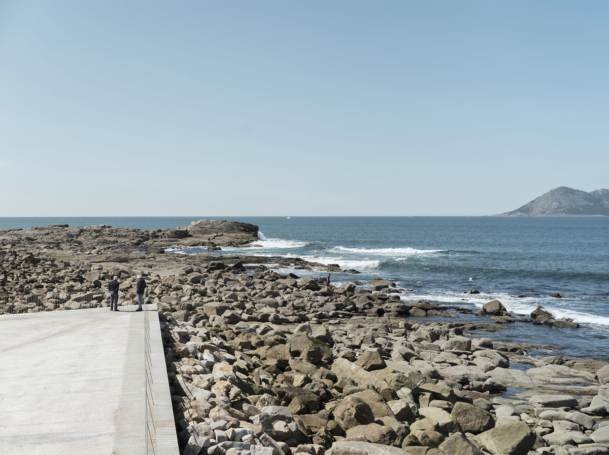  Acondicionamiento del borde portuario de Porto do Son